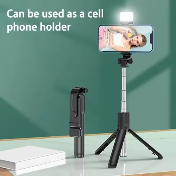 Selfie Stick With Fill Light & Remote - AG00005928 - Image 4